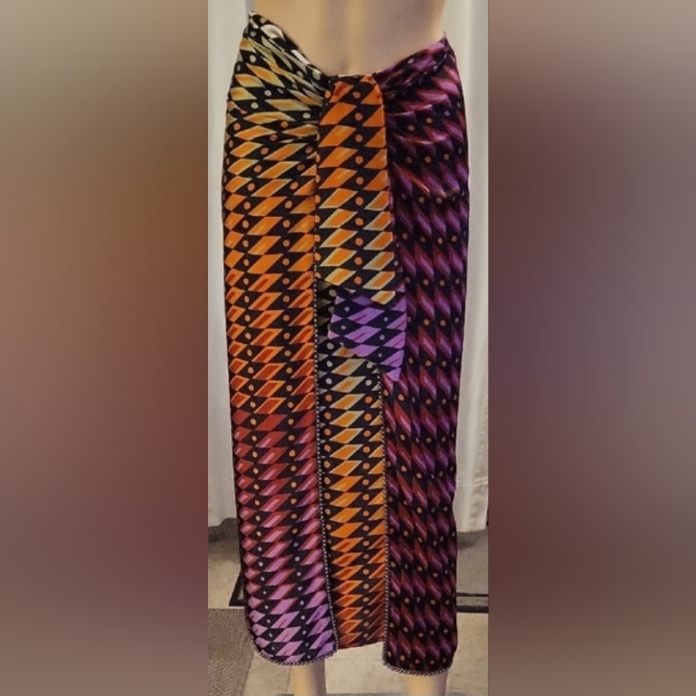 Colorful Geometric Women's Swim Sarong By Zara Size XS. New Without Tags